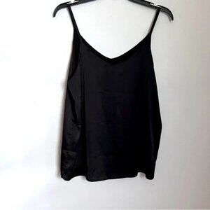 AUQCO Black Silky Camisole Size Large Like New. Fully Lined.